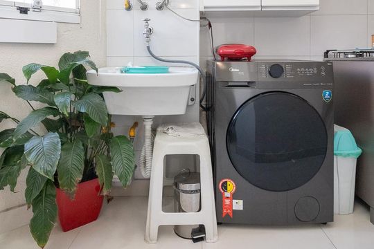 Área de Serviço de apartamento para alugar com 2 quartos, 54m² em Chácara Cruzeiro do Sul, São Paulo