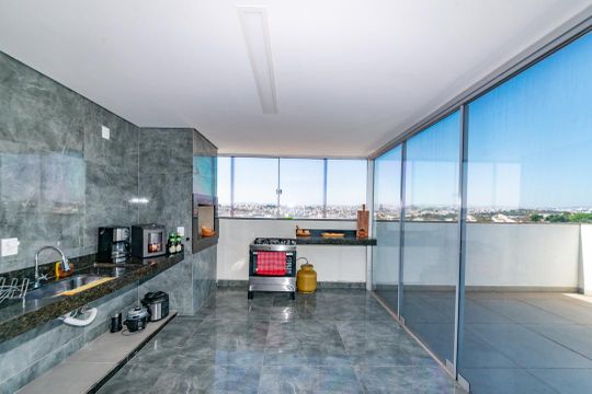Área comum de apartamento à venda com 3 quartos, 180m² em Cabral, Contagem