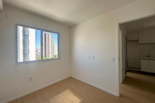 Quarto  de apartamento para alugar com 1 quarto, 28m² em Vila Santo Estefano, São Paulo