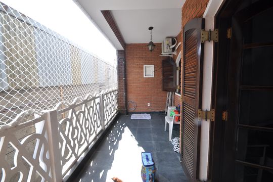 Sacada do Quarto 1 de casa para alugar com 3 quartos, 400m² em Jardim Brasil (zona Norte), São Paulo