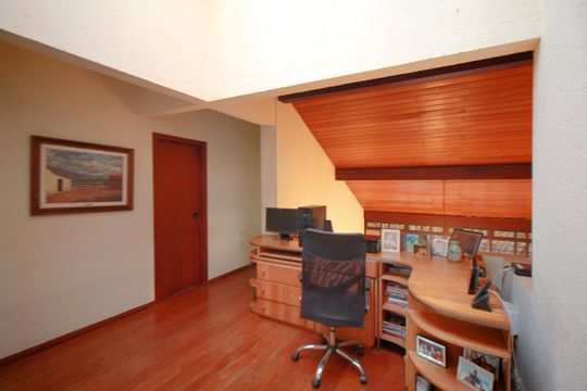 Hall da Escada de casa à venda com 4 quartos, 460m² em Belvedere, Belo Horizonte