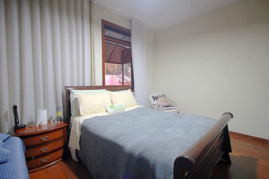 Suite 2 de casa à venda com 4 quartos, 460m² em Belvedere, Belo Horizonte