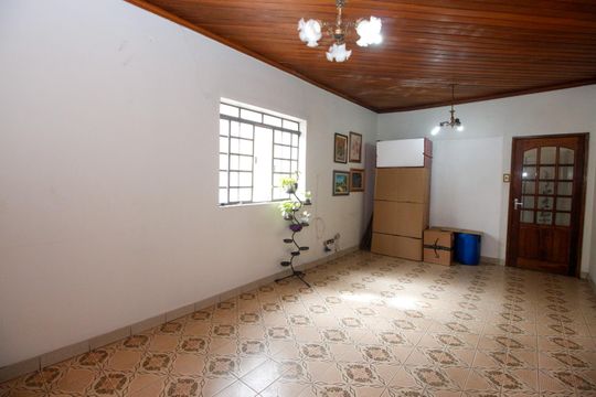 Sala de casa à venda com 2 quartos, 370m² em Chácara Agrindus, Taboão da Serra