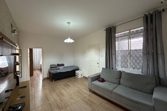 Casa à venda com 2 quartos, 180m² em Bonfim, Belo Horizonte