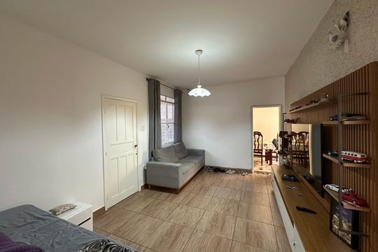 Casa à venda com 2 quartos, 180m² em Bonfim, Belo Horizonte