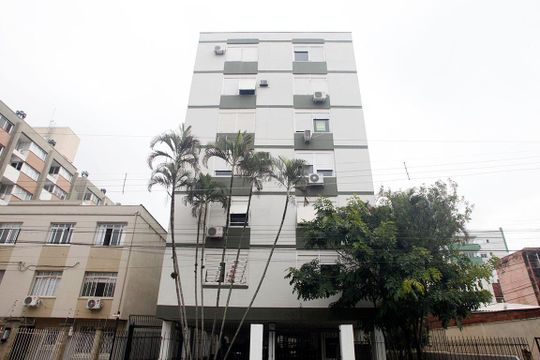 Fachada de apartamento à venda com 2 quartos, 74m² em Menino Deus, Porto Alegre
