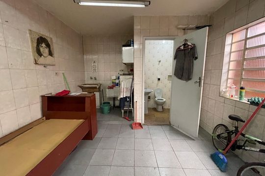 Área de Serviço de casa para alugar com 2 quartos, 150m² em Jardim Arpoador, São Paulo