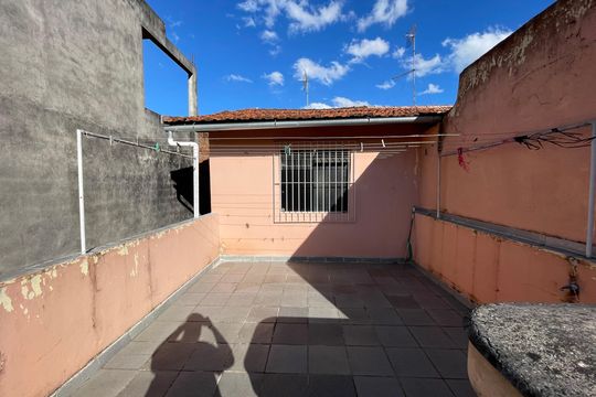 Varanda de casa para alugar com 2 quartos, 150m² em Jardim Arpoador, São Paulo