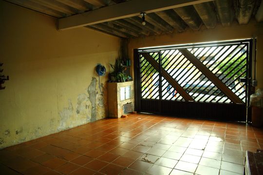 Garagem de casa à venda com 3 quartos, 160m² em Paulicéia, São Bernardo do Campo