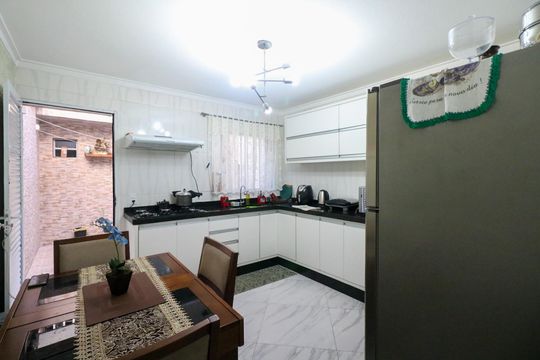 Cozinha de casa para alugar com 3 quartos, 778m² em Jardim Sao Caetano, São Caetano do Sul