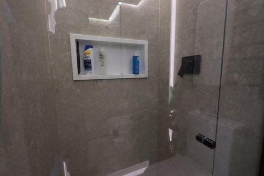Banheiro de kitnet/studio à venda com 1 quarto, 25m² em Vila Mariana, São Paulo
