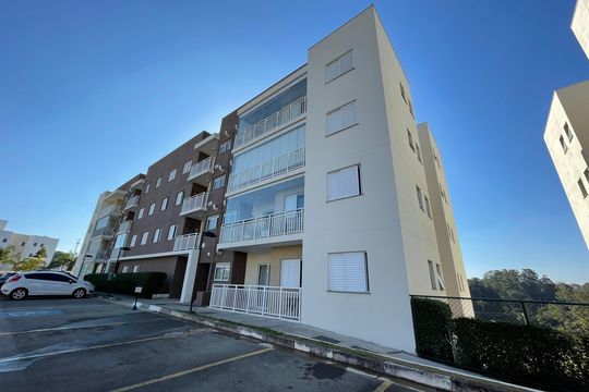 Fachada do bloco de apartamento para alugar com 3 quartos, 74m² em Gramado, Cotia
