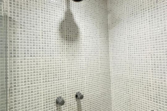 Banheiro de apartamento para alugar com 1 quarto, 69m² em Moema, São Paulo