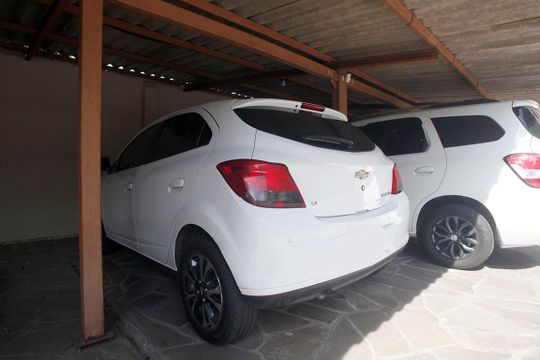 Box Garagem de apartamento para alugar com 2 quartos, 73m² em Santana, Porto Alegre