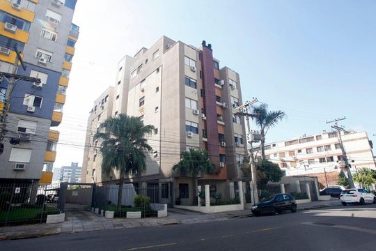 Fachada de apartamento para alugar com 2 quartos, 73m² em Santana, Porto Alegre