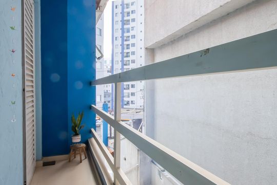 Sacada da Suíte 1 de casa de condomínio à venda com 2 quartos, 111m² em Centro, Osasco