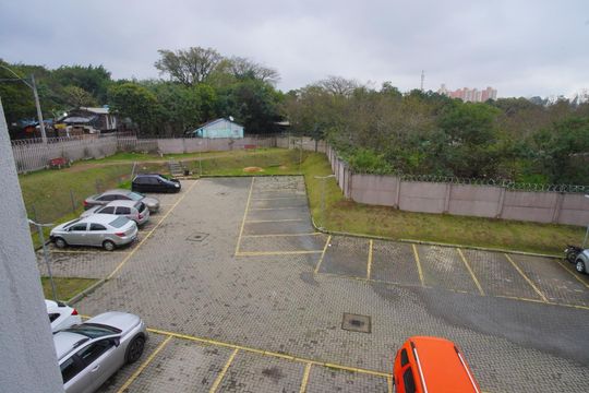 Sala - Vista de apartamento à venda com 2 quartos, 54m² em Morro Santana, Porto Alegre