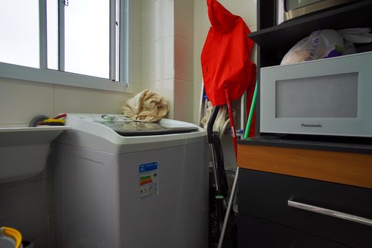 Cozinha e Área de Serviço de apartamento à venda com 2 quartos, 54m² em Morro Santana, Porto Alegre