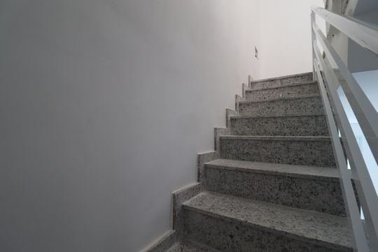 Escada de casa de condomínio à venda com 3 quartos, 129m² em Vila Metalúrgica, Santo André