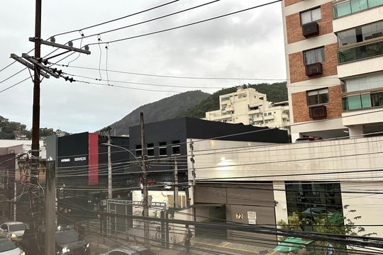 Vista Sala de apartamento à venda com 2 quartos, 47m² em Botafogo, Rio de Janeiro