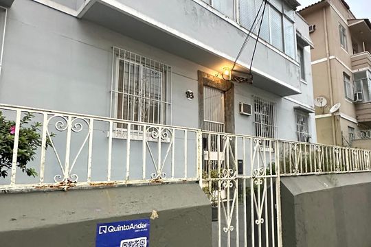 Fachada de apartamento à venda com 2 quartos, 47m² em Botafogo, Rio de Janeiro
