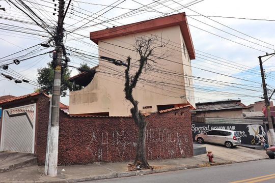 Fachada de casa à venda com 3 quartos, 155m² em Baeta Neves, São Bernardo do Campo