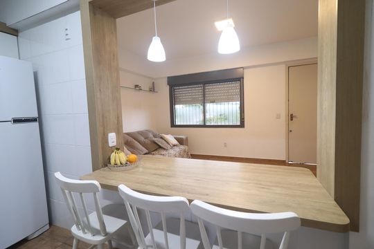 Cozinha de apartamento à venda com 2 quartos, 70m² em Vila Nova, Novo Hamburgo