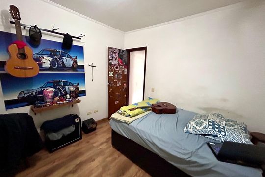 Quarto 2 de casa à venda com 3 quartos, 181m² em Jardim Santa Clara, Guarulhos