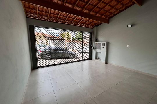 Garagem de casa à venda com 3 quartos, 181m² em Jardim Santa Clara, Guarulhos