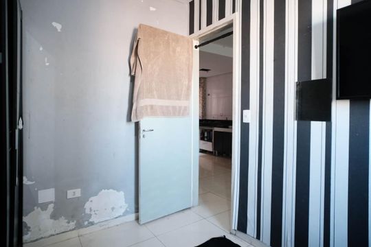 Quarto 1 de apartamento à venda com 2 quartos, 46m² em Vila Euthalia, São Paulo