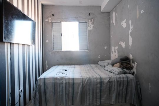 Quarto 1 de apartamento à venda com 2 quartos, 46m² em Vila Euthalia, São Paulo