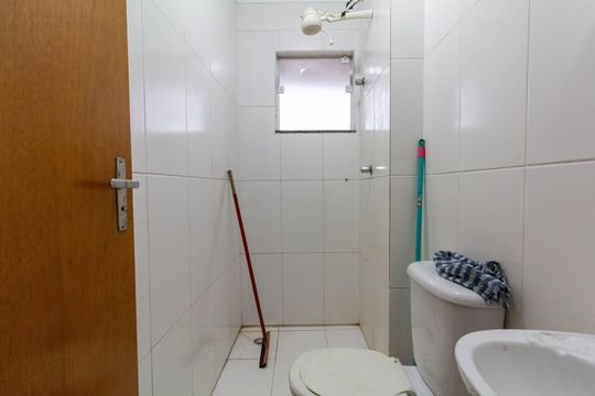 Banheiro de apartamento à venda com 2 quartos, 31m² em Chácara Santo Antônio (zona Leste), São Paulo