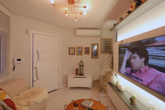 Sala de casa à venda com 3 quartos, 115m² em Igara, Canoas
