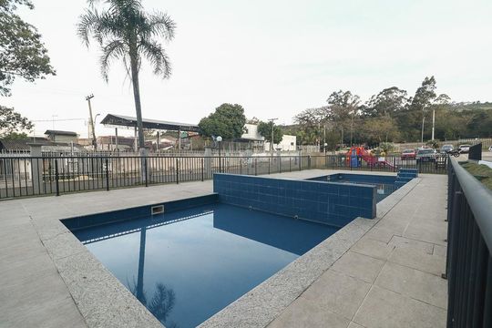 Área comum - Piscina de apartamento à venda com 2 quartos, 44m² em Rubem Berta, Porto Alegre