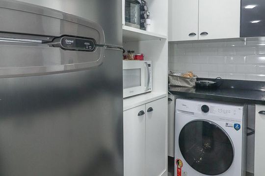 Cozinha de apartamento à venda com 2 quartos, 44m² em Rubem Berta, Porto Alegre