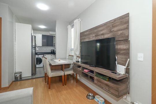 Sala de apartamento à venda com 2 quartos, 44m² em Rubem Berta, Porto Alegre
