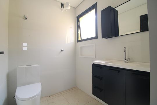 Banheiro de apartamento para alugar com 1 quarto, 28m² em Socorro, São Paulo