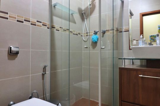 Banheiro Social de casa para alugar com 3 quartos, 370m² em Baeta Neves, São Bernardo do Campo