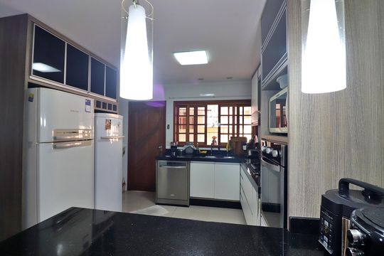 Cozinha de casa para alugar com 3 quartos, 370m² em Baeta Neves, São Bernardo do Campo