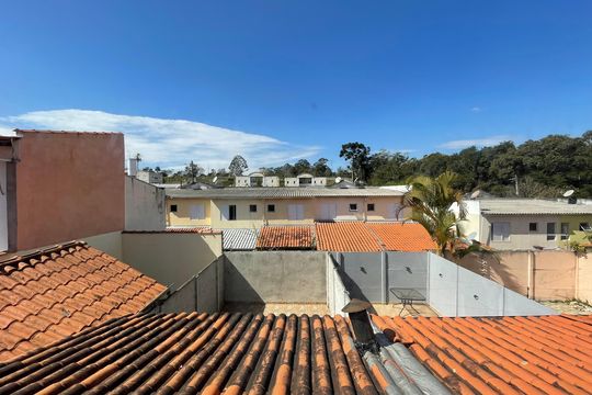 Vista do Quarto 2 de casa de condomínio para alugar com 2 quartos, 94m² em Jardim Isis, Cotia