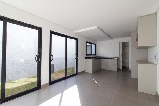 Casa de Condomínio para alugar com 3 quartos, 168m² em Chácara Primavera, Campinas