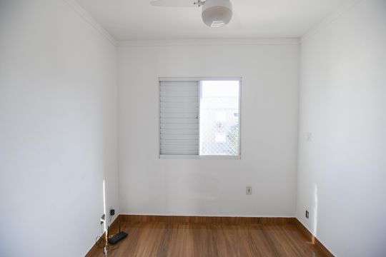 Quarto 2 de apartamento para alugar com 2 quartos, 47m² em Jardim Florestan Fernandes, Ribeirão Preto
