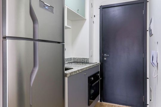Cozinha de kitnet/studio para alugar com 1 quarto, 24m² em Vila Cordeiro, São Paulo