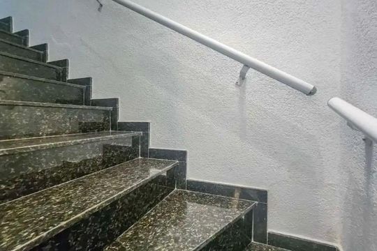 Escada de casa à venda com 2 quartos, 200m² em Cidade Patriarca, São Paulo