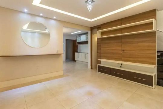Sala de casa à venda com 2 quartos, 200m² em Cidade Patriarca, São Paulo