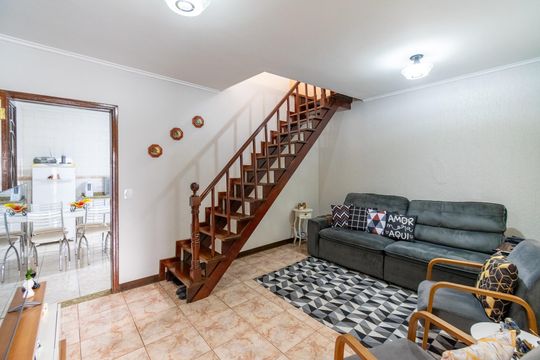 Casa à venda com 5 quartos, 472m² em Vila Guarani, São Paulo