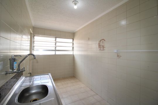 Cozinha de apartamento para alugar com 2 quartos, 75m² em Limão, São Paulo