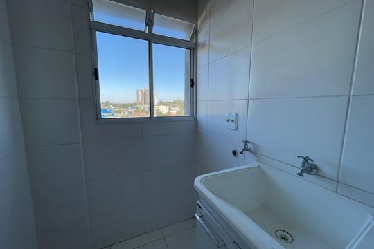Área de Serviço de apartamento para alugar com 2 quartos, 57m² em Granja Viana, Cotia