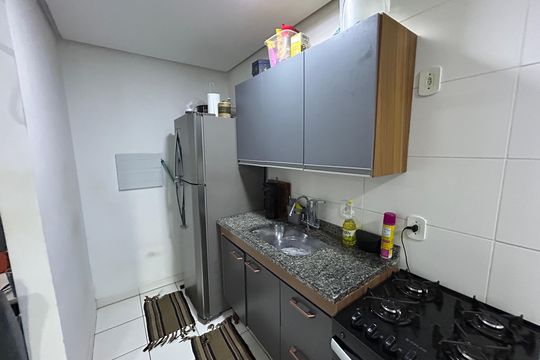 Cozinha de apartamento para alugar com 3 quartos, 72m² em Jardim Sulacap, Rio de Janeiro