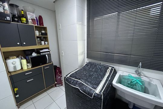 Área de Serviço de apartamento para alugar com 3 quartos, 72m² em Jardim Sulacap, Rio de Janeiro